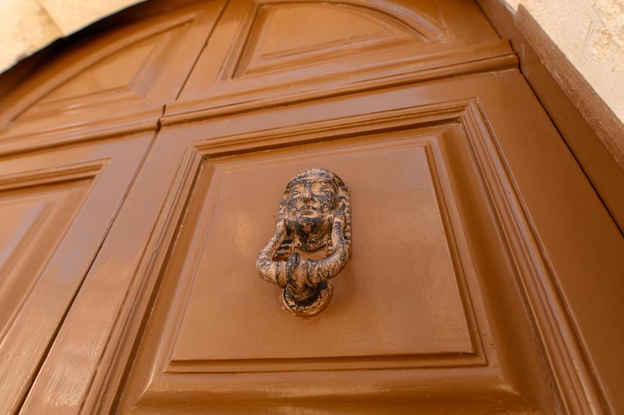 Luxury Room Cassese Ceglie Messapica Exterior foto