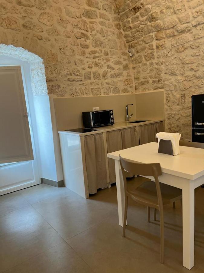 Luxury Room Cassese Ceglie Messapica Exterior foto